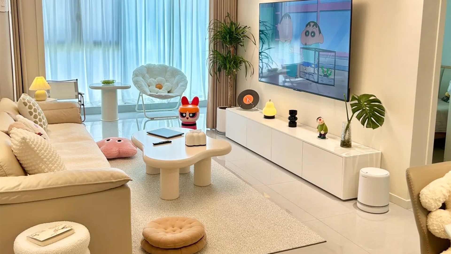 簡(jiǎn)約風(fēng)客廳美學(xué) | 淺色系與簡(jiǎn)約家具的溫馨對(duì)話