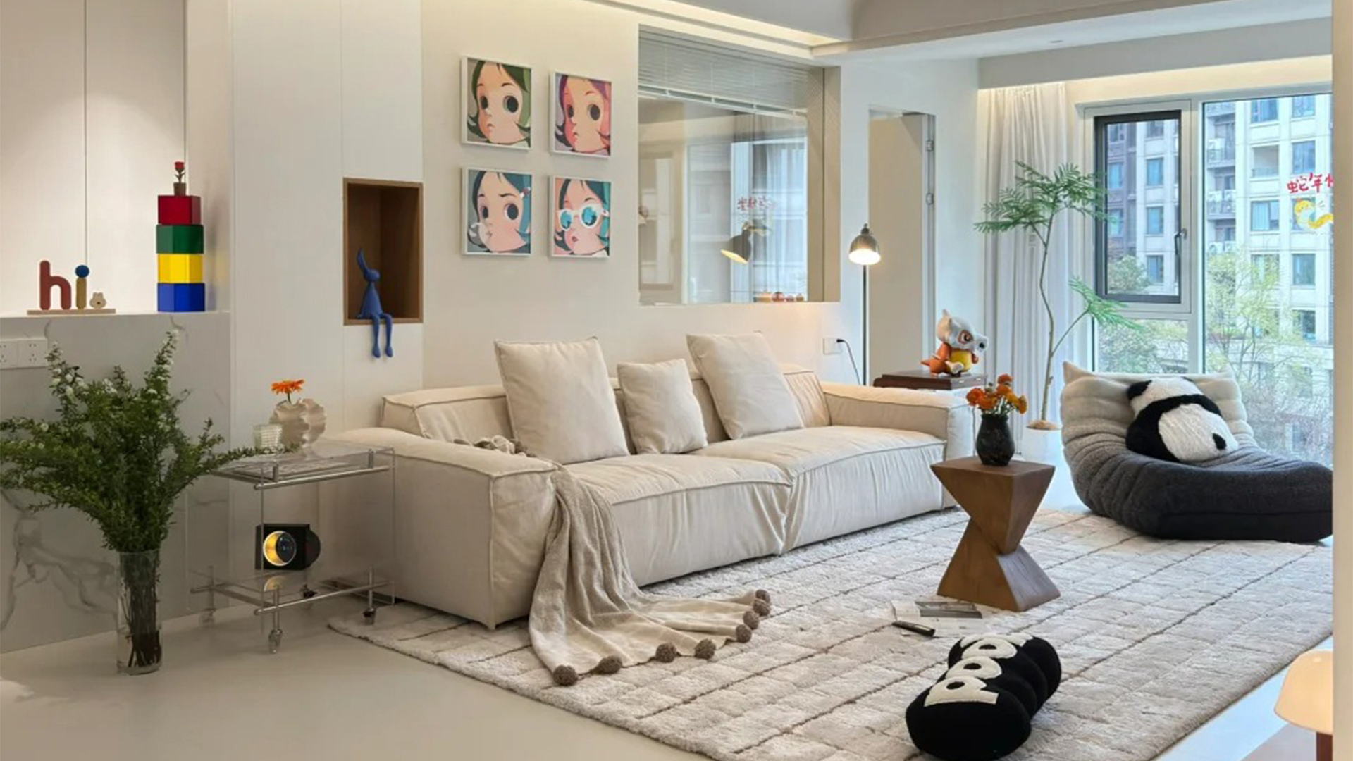 現(xiàn)代簡(jiǎn)約風(fēng)|中性亮色開放布局的優(yōu)雅空間設(shè)計(jì)