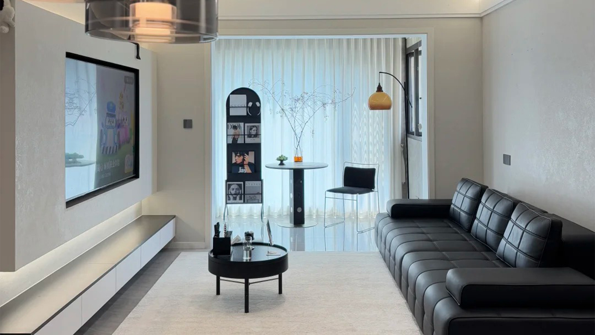 現(xiàn)代簡(jiǎn)約風(fēng)|黑白極簡(jiǎn)空間設(shè)計(jì)，高級(jí)感自然流露